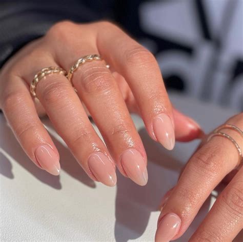 Summer Nails 2026: Flattering Styles That Elongate and Shine